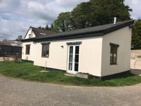 Charming 2-Bed Apartment on Exmoor